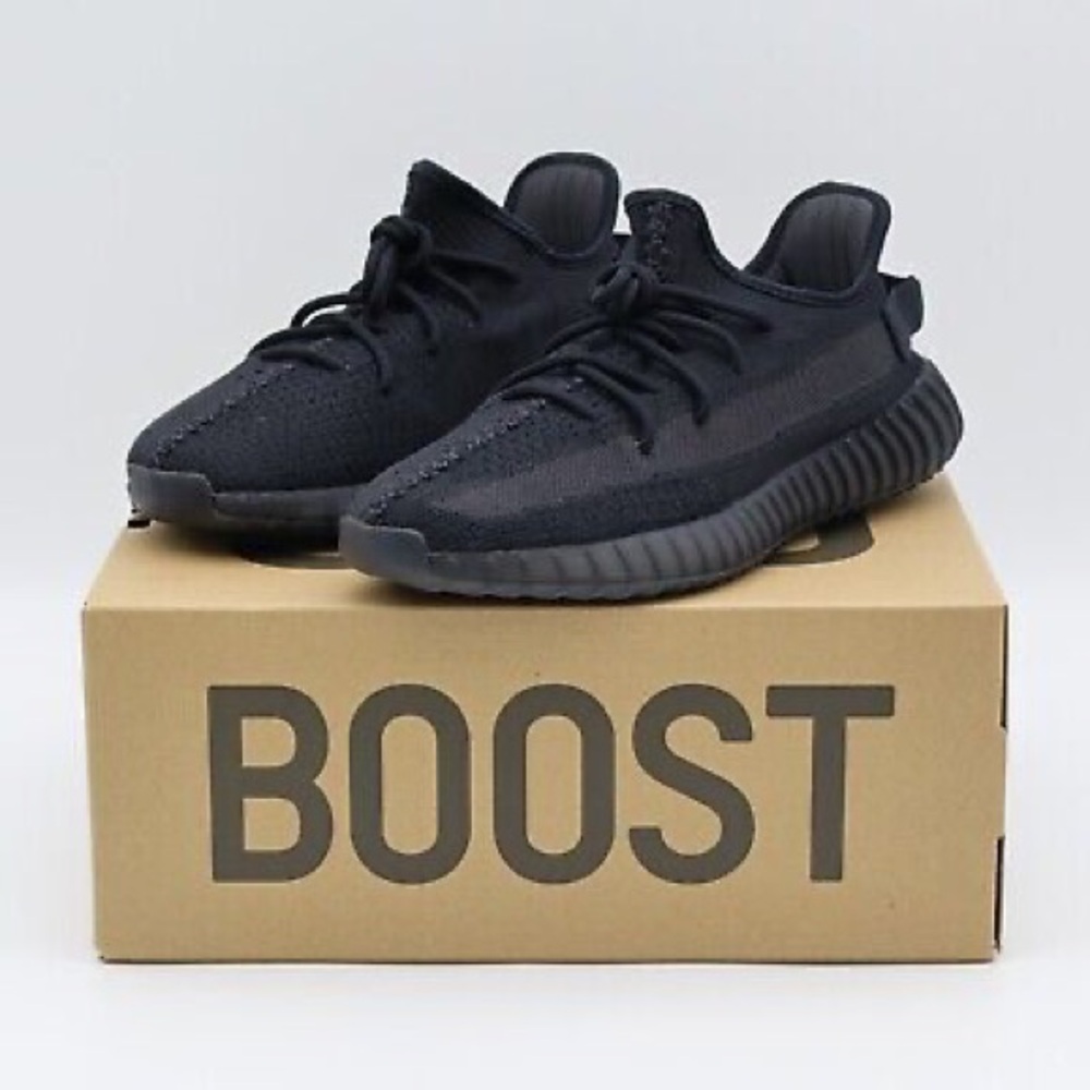 NIB Yeezy Boost 350 V2 Onyx Size 6.5